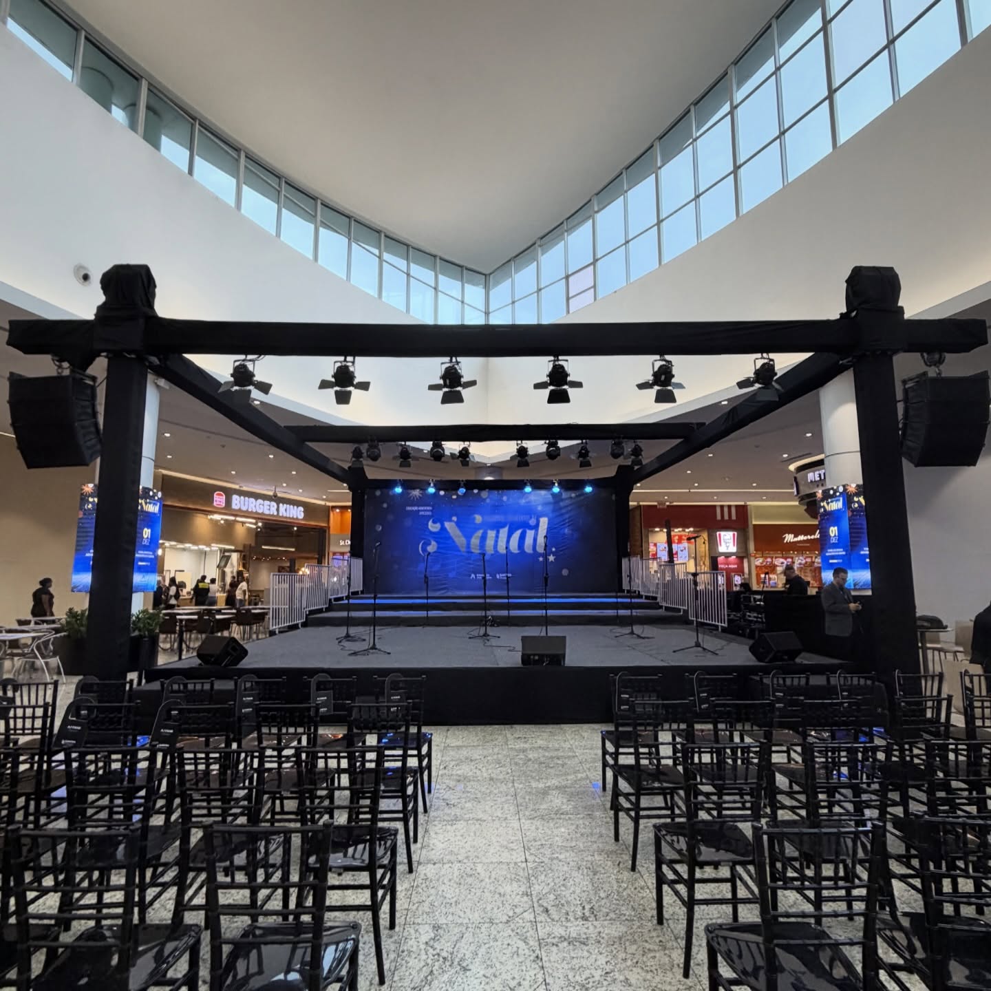 Instituições e Shoppings - Galeria 8